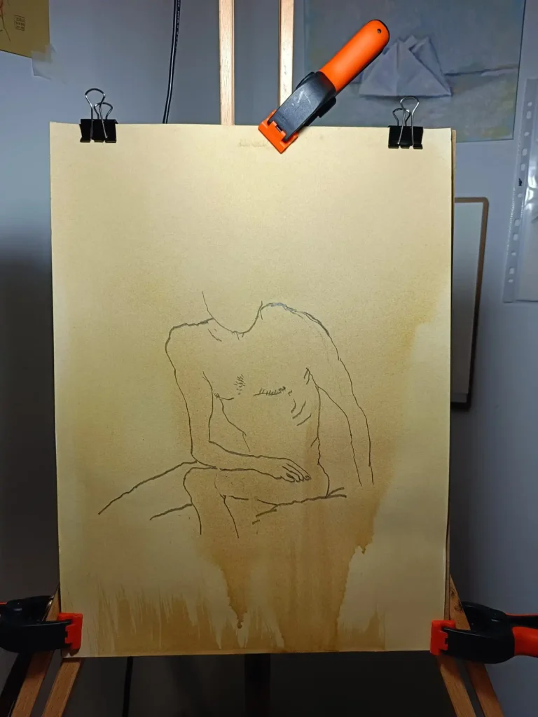 Estudio de figura masculina reducida de Yohan Pixone, con mancha, blanco acrílico y rojo como intervención de color.