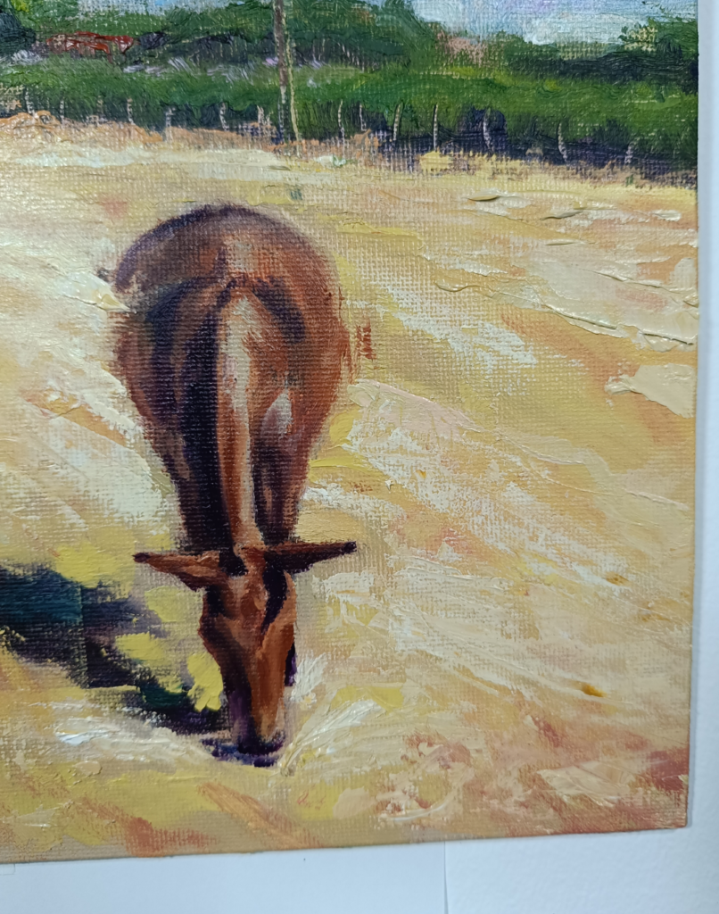 Detalle de caballo en una pintura de Yohan Pixone, integrado en un paisaje de campo en Las Gabias.