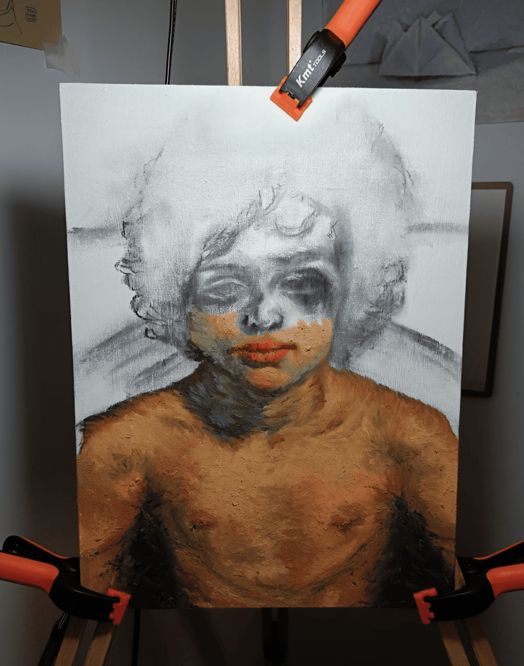 Detalle pictórico de bordes perdidos y atmósfera suave en una obra figurativa de Yohan Pixone.