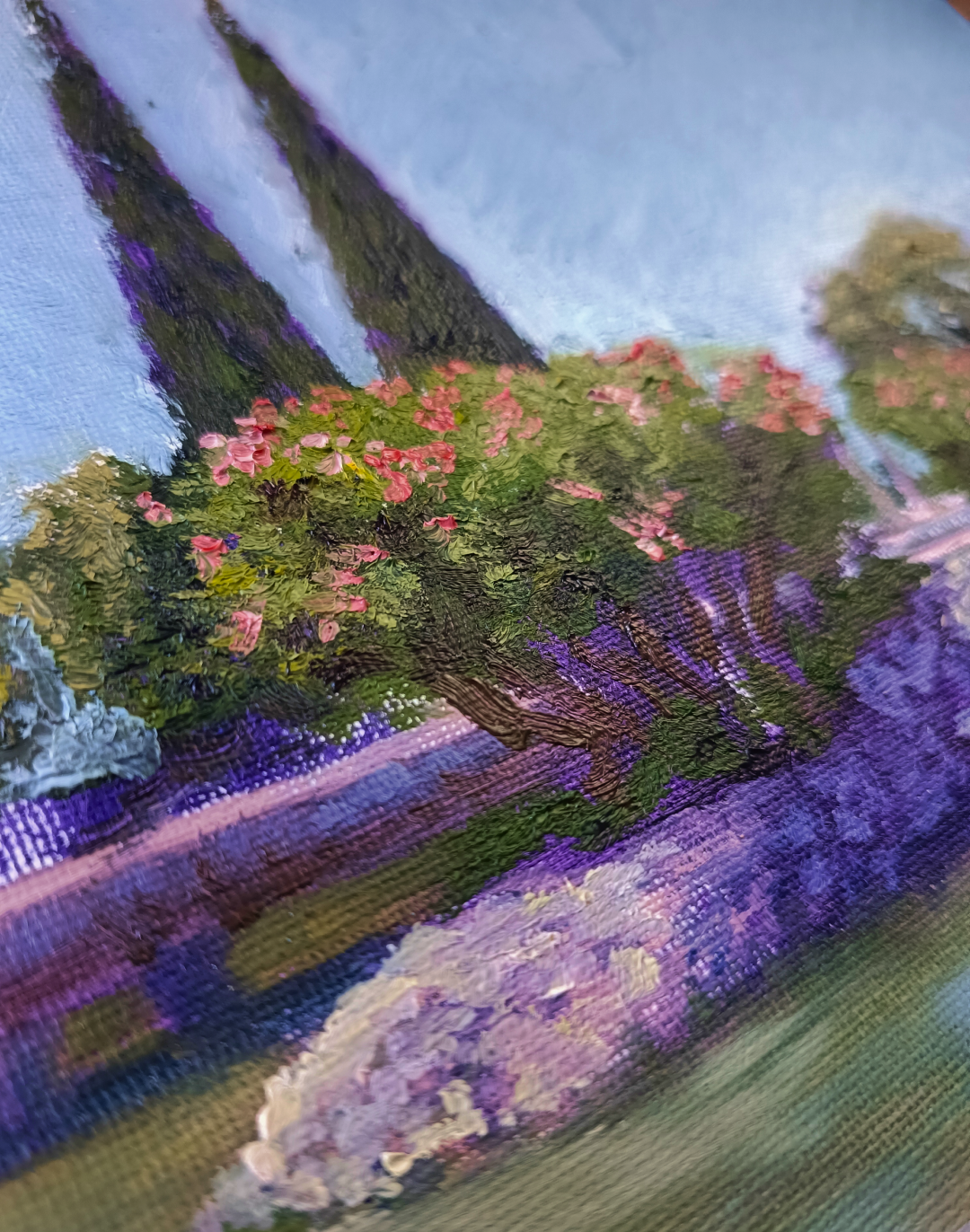 Dos cipreses, pintura al óleo de un estanque con vegetación y reflejos realizada por Yohan Pixone en el Parque Federico García Lorca.